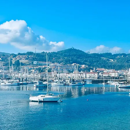 Hoibai, Raina, Atico, Con Vistas Al Casco Historico De Baiona, Galicia *